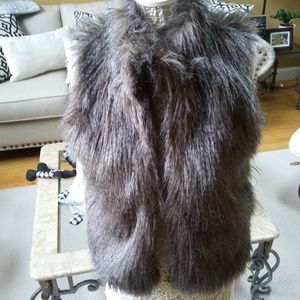 GLAMMY Faux FUR SUPER Soft VEST SZ M
